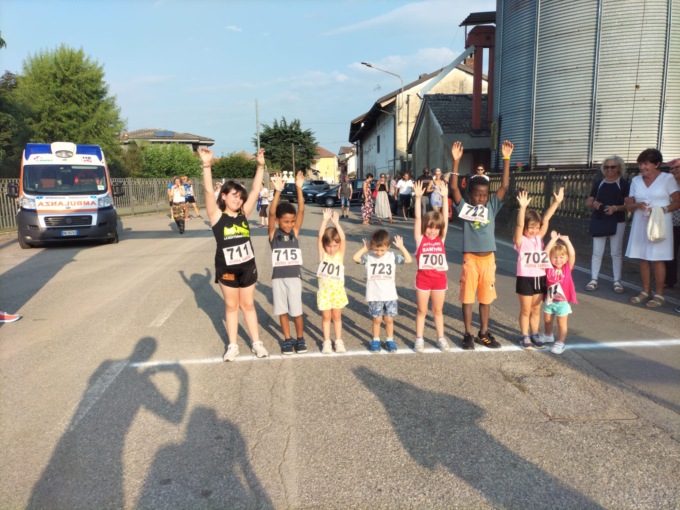 “Corri con le mondine”: protagonisti i piccoli runner a Carisio