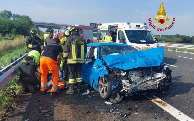 Incidente sulla A26 a Borgo Vercelli: un ferito in codice rosso