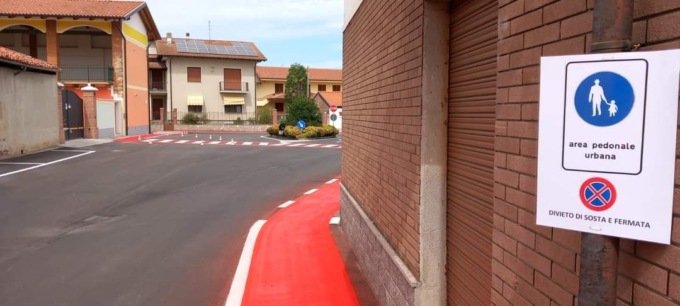 Pedoni al sicuro a Borgo d’Ale con la nuova segnaletica stradale