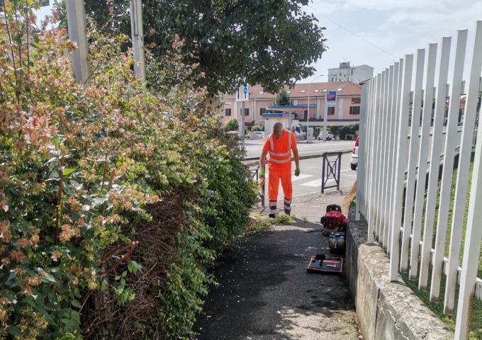 Taglio erba: nei prossimi giorni al Cimitero, al Concordia e in zona stadio