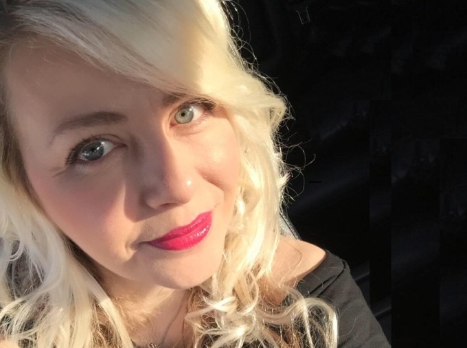 “Commossi per l’affetto che avete dato alla nostra Simona. Grazie a tutti”