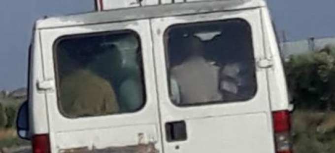 Sgominata tratta di Pakistani: 500 euro a testa per andare in Francia chiusi nei furgoni
