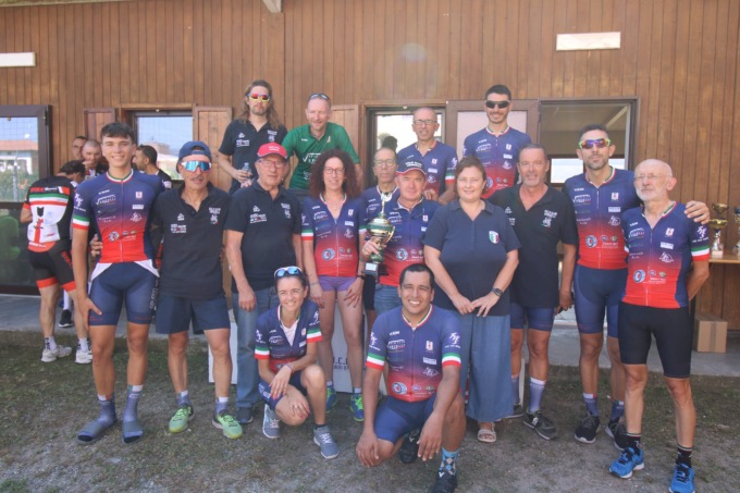 Weekend straordinario del Velo Club: 7 primi posti su 7 (LA GALLERY)