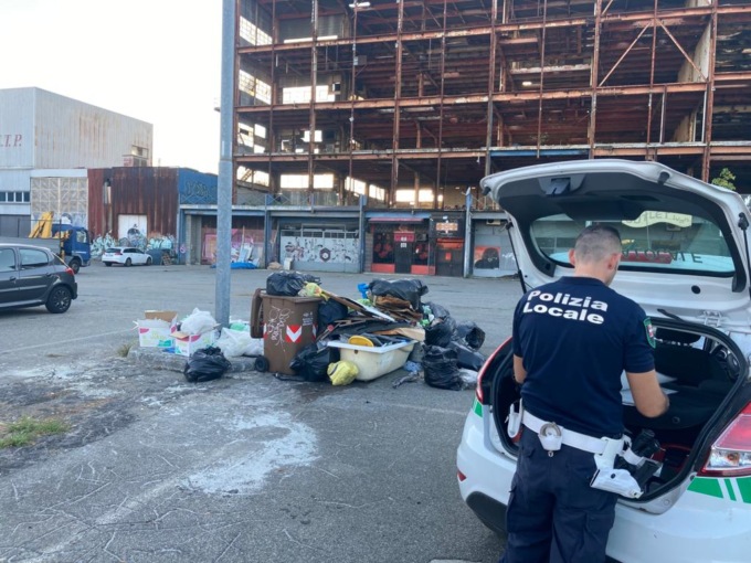 Emergenza rifiuti: identificato uno dei responsabili della discarica in area Montefibre