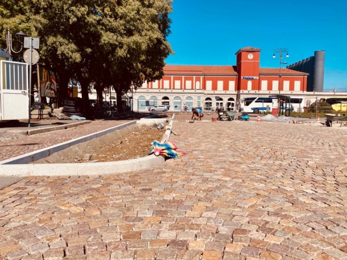 Piazza Roma e Pala Pregnolato: i cantieri avanzano