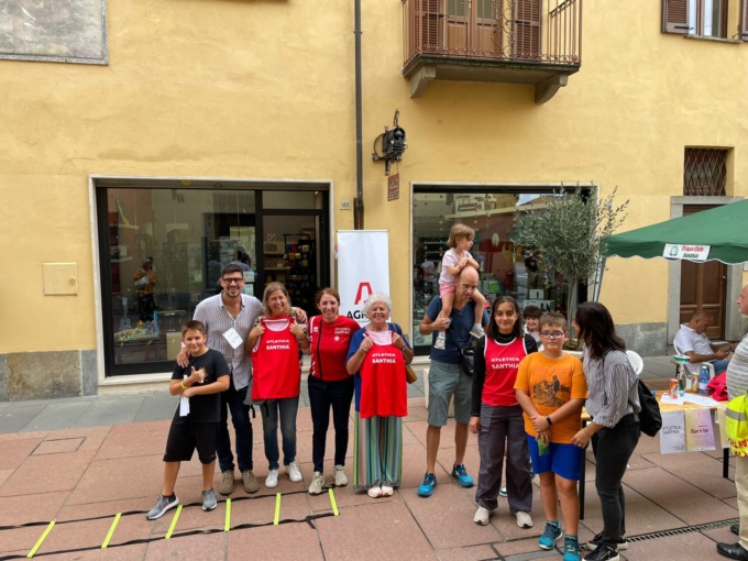 Sorrisi e divertimento alla festa dello sport di Santhià – FOTOGALLERY