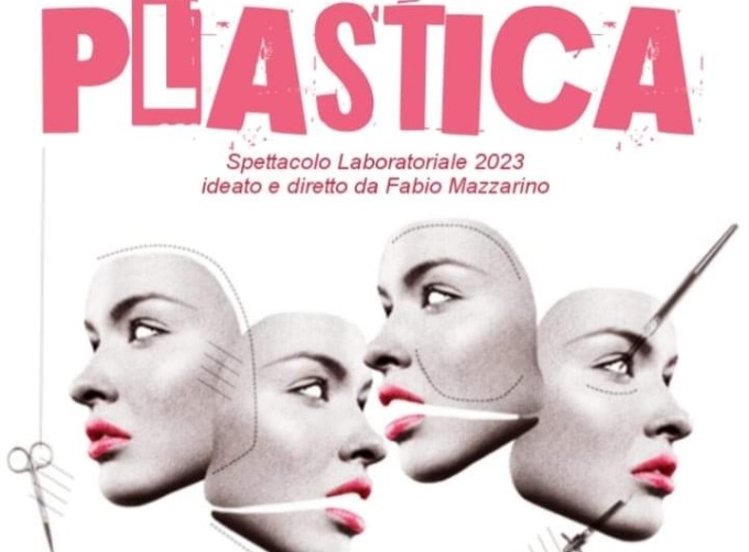 Questa sera a Santhià va in scena “Plastica”