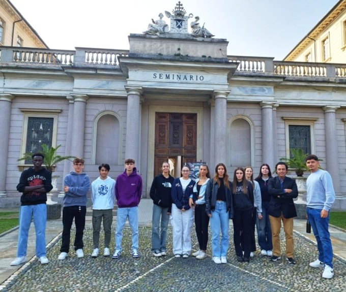 Gli studenti del Cavour e del Lanino alla Festa dei Popoli di Vercelli