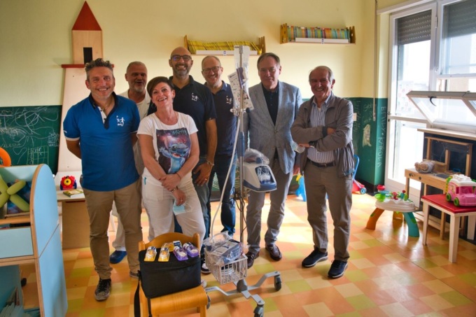 Biud10 dona apparecchio da 7.500 euro a Pediatria