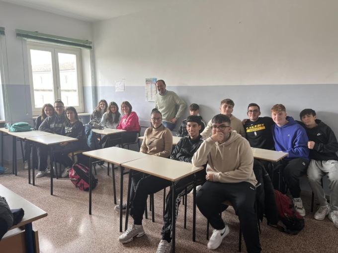 Lo scrittore vercellese Gabriele Cortella ospite al Calamandrei di Crescentino