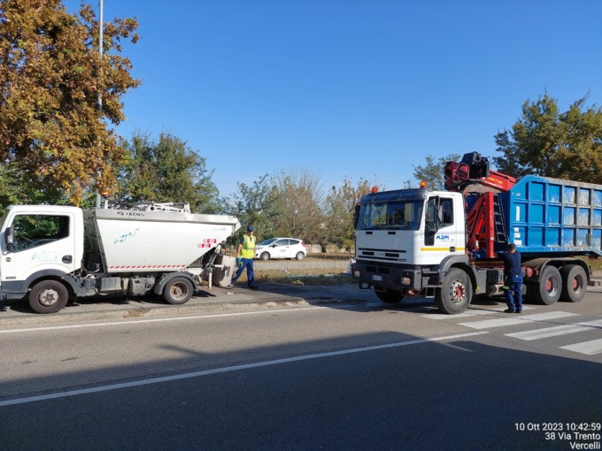 Via Trento: pulizia a tempo da record