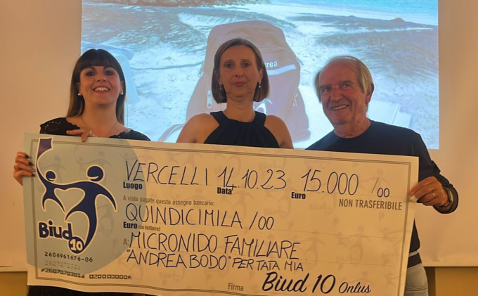 Cena in ricordo di Andrea Bodo: raccolti 2.700 euro. Donati 15mila euro a “Tata Mia” (LA GALLERY)