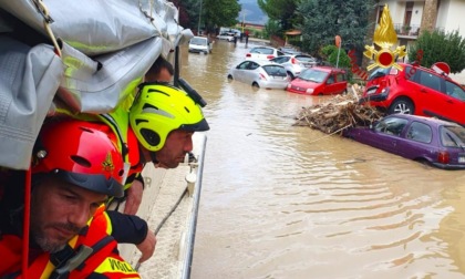 I Vigili del fuoco di Vercelli impegnati nell'alluvione di Campi Bisenzio - FOTOGALLERY