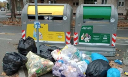 Ancora rifiuti abbandonati a Vercelli: multati sette trasgressori