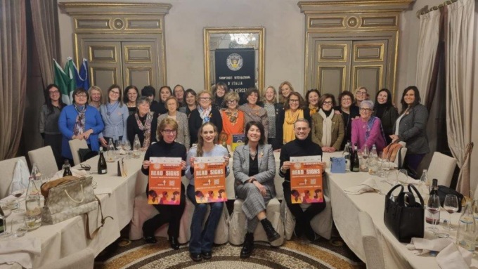 Il Soroptimist Vercelli dice “stop” alla violenza di genere
