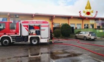 Cucina in fiamme all'interno di un ristorante di Vercelli