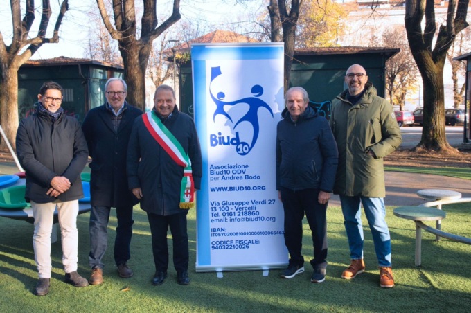 Rimesso a nuovo da Biud10 il parco giochi Andrea Bodo