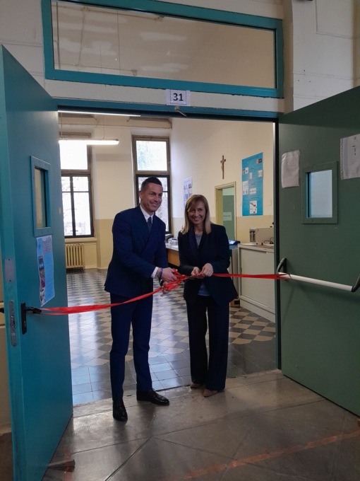 Inaugurati due laboratori di analisi chimica e biotecnologica all’Iti Faccio