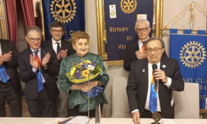 Mariella Enoc ospite alla Conviviale del Rotary Vercelli