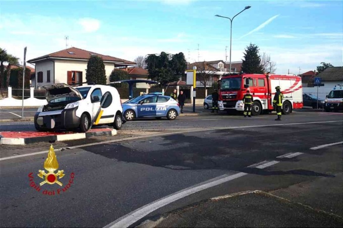 Incidente autonomo alla seconda rotonda di Caresanablot