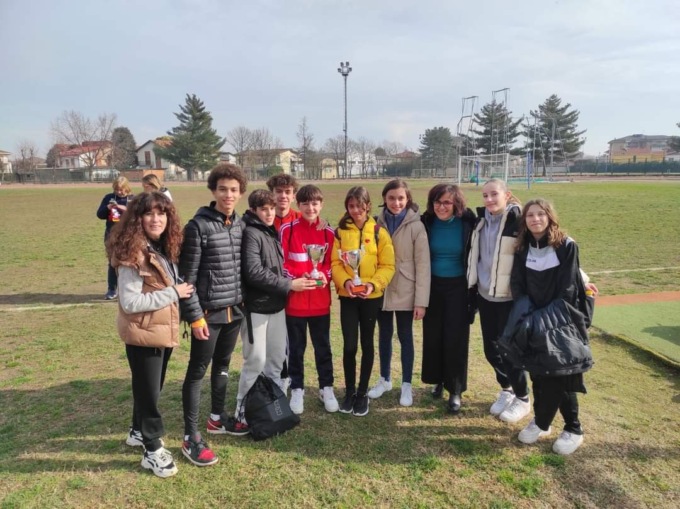Campionati studenteschi di corsa campestre: che successo per il comprensivo di Santhià!