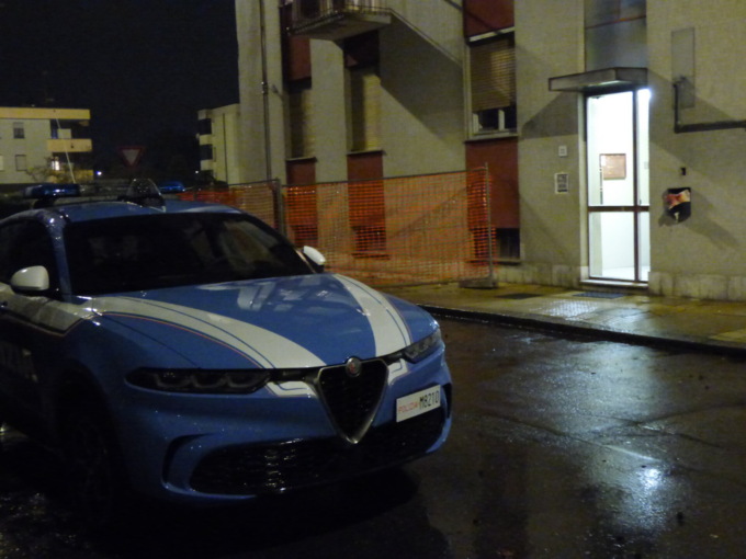 L’uomo accoltellato è Tiziano Colombi di Quinto, si ipotizza una lite con la fidanzata