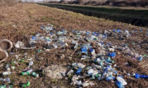 Emergenza ambientale: Plastica, lattine e quintali di rifiuti sparsi ovunque