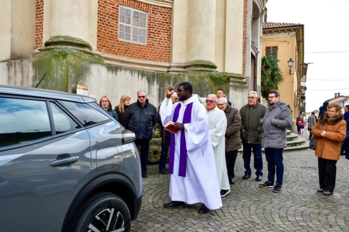 Benedetta la nuova vettura dei volontari di Borgo d’Ale