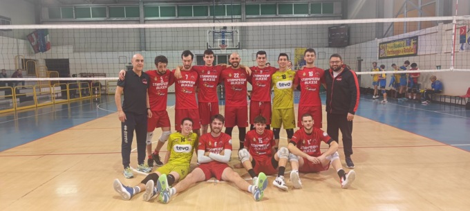 Pallavolo Santhià vincente contro il Valsusa