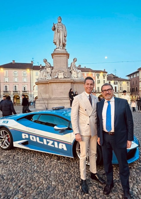Tappa vercellese per la Lamborghini Huracan della Polizia di Stato