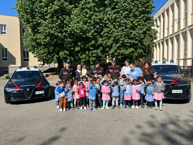 Gli amici Carabinieri: visita didattica alla scuola dell’Infanzia Castelli