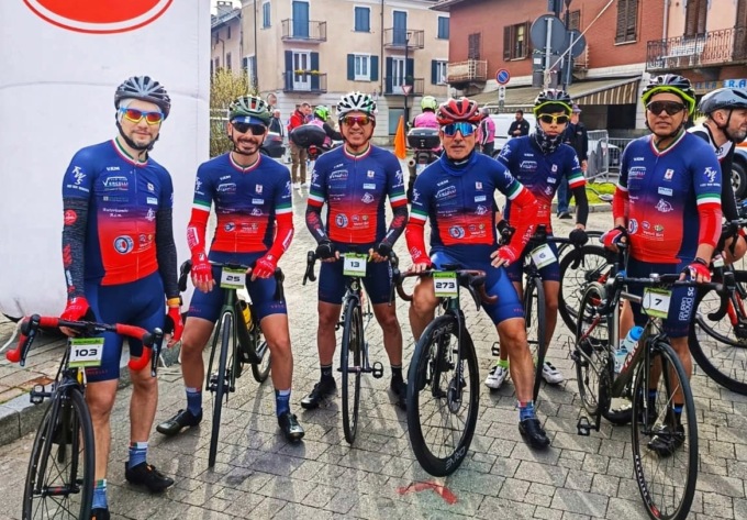 Velo Club, un fine settimana ad alta intensità – LA GALLERY