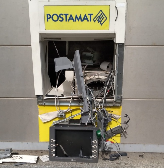 Saltato stanotte il bancomat delle Poste a Borgo d’Ale