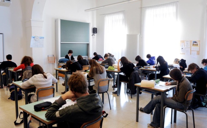 Al via “Sicurezza nelle scuole”, il progetto della Prefettura di Vercelli