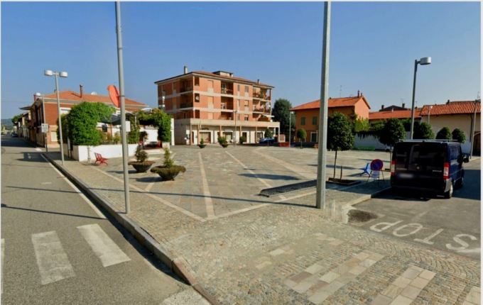 Piazza Verdi a Borgo d’Ale si rifà il look