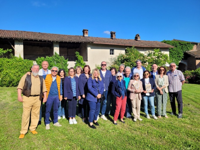 Sontuosa merenda al castello di Vinzaglio per l’Accademia Italiana della Cucina