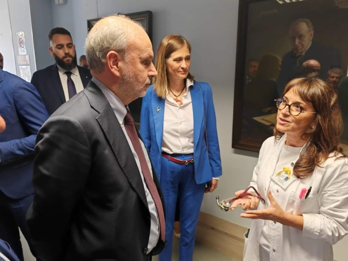 Tappa all’ ospedale S. Andrea per il ministro della Sanità Orazio Schillaci
