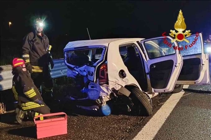 Incidente in autostrada: le immagini dello scontro