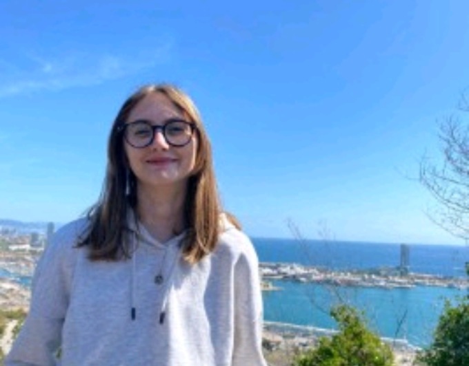 Due studentesse del Lagrangia nell’olimpo della lingua inglese