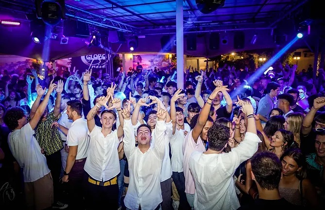 Maxi discoteca Il Globo: venerdì si inaugura il giardino estivo