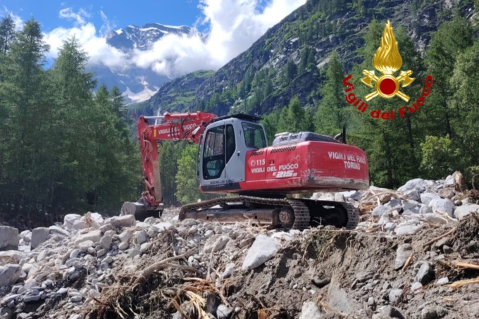Vigili del fuoco di Vercelli in trasferta a Macugnaga