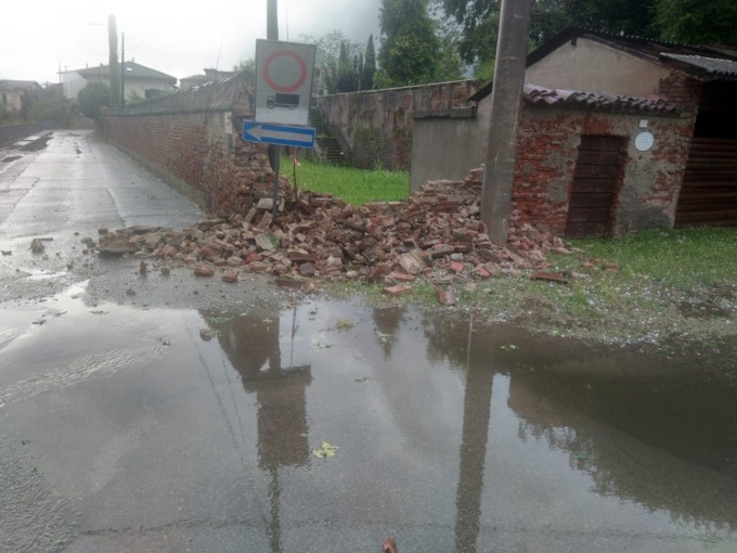 Temporale disastroso con grandine a Borgo Vercelli