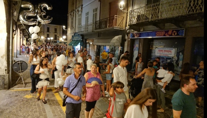 Trino: torna la notte bianca dei saldi