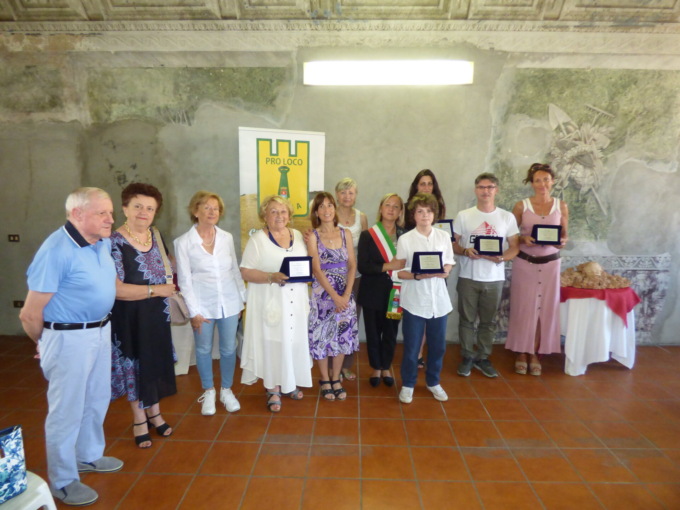 Crova: tutti i premiati del concorso Meme Ciocca e le loro poesie