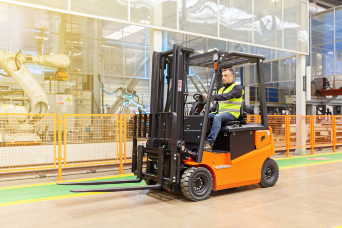 Impatto ambientale dei carrelli elevatori: verso una logistica sostenibile