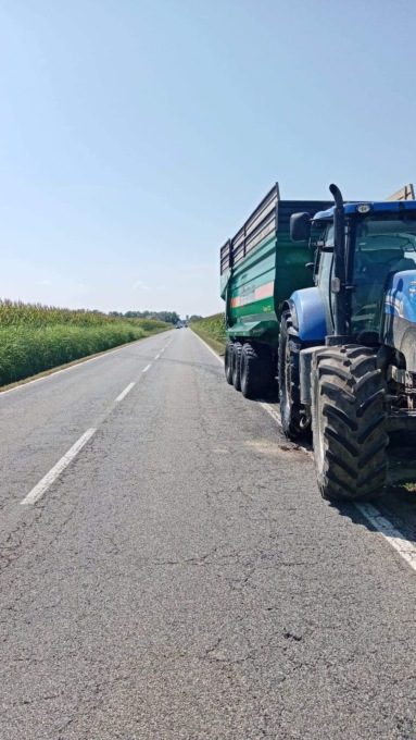 Sversamento di gasolio sulla SP3 (da Tronzano verso Bianzè)