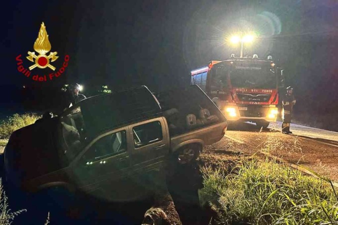 Incidente stradale a Lignana: intervento dei vigili del fuoco