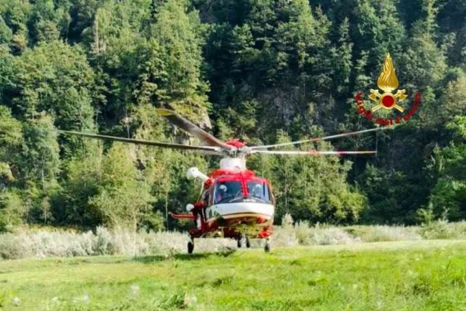 Soccorso con l’elicottero un escursionista in Valsesia