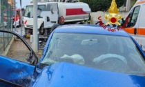 Schianto fra auto e camion: due feriti in ospedale