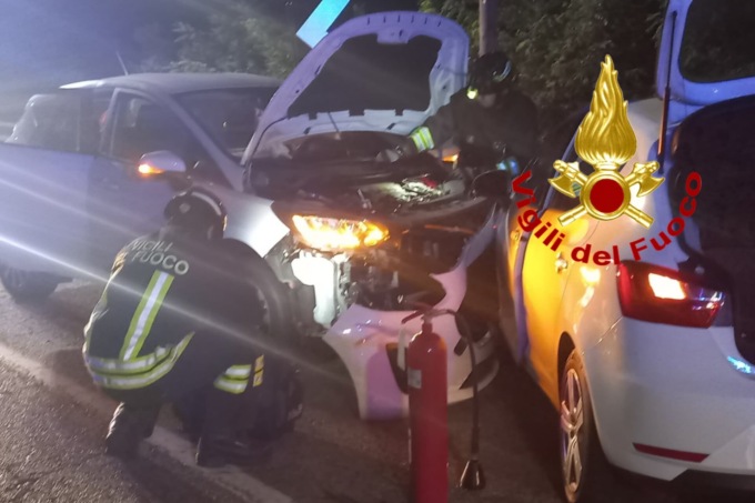 Incidente stradale a Quinto Vercellese: donna estratta dalle lamiere